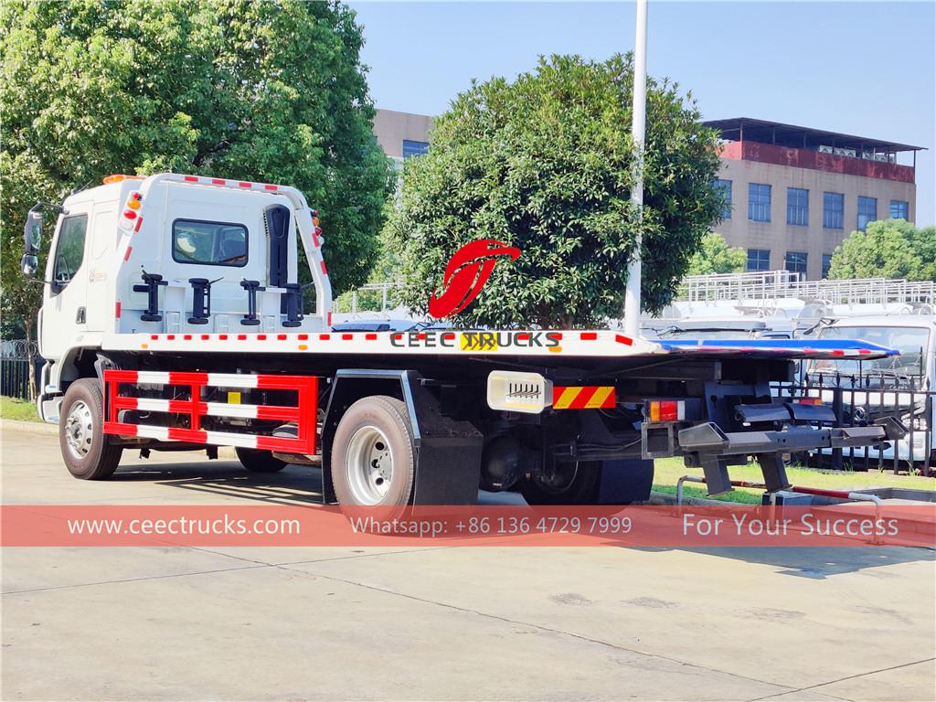 DONGFENG 8tons road wrecker truck export to senegal DONGFENG 8tons road wrecker truck export to senegal