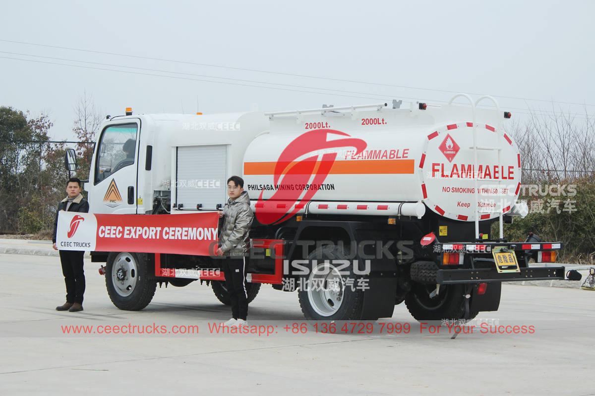 ISUZU 700P 4&Atilde;4 5000 liters fuel dispenser truck for sale