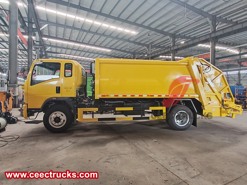 SINOTRUK HOWO refuse compactor trucks for sale