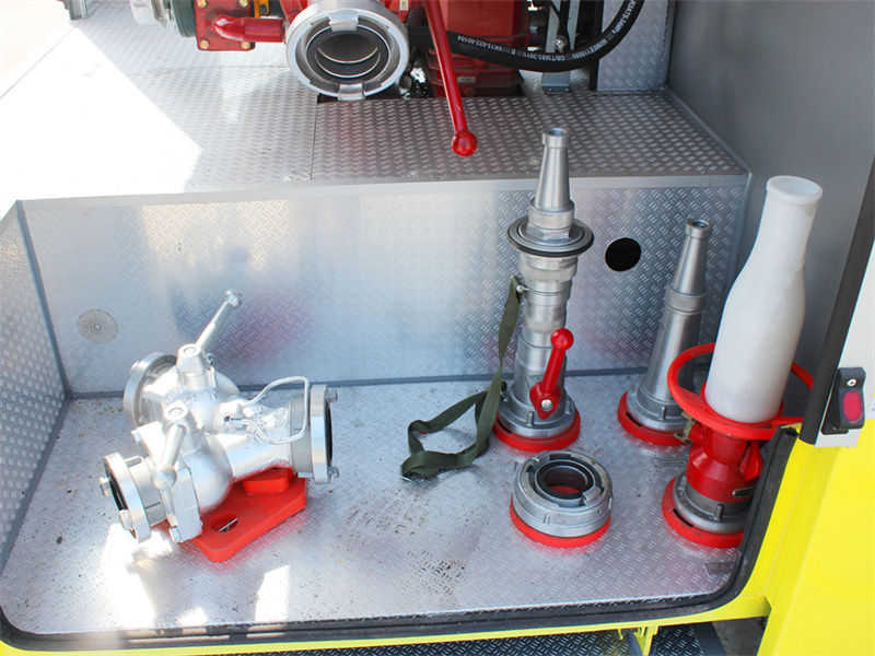 Isuzu NPR fire water truck Isuzu NPR fire water truck