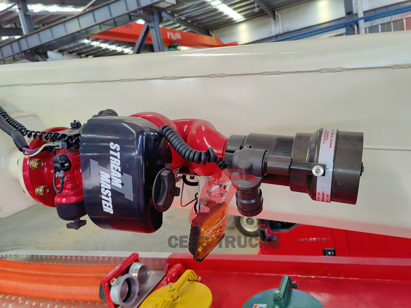 Isuzu GIGA water & foam truck with mounted high reach extendable turret Isuzu GIGA water & foam truck with mounted high reach extendable turret