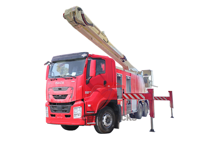 Isuzu GIGA water & foam truck with mounted high reach extendable turret Isuzu GIGA water & foam truck with mounted high reach extendable turret
