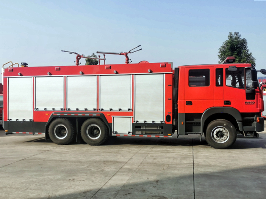 ISUZU GIGA dry powder nitrogen fire truck ISUZU GIGA dry powder nitrogen fire truck