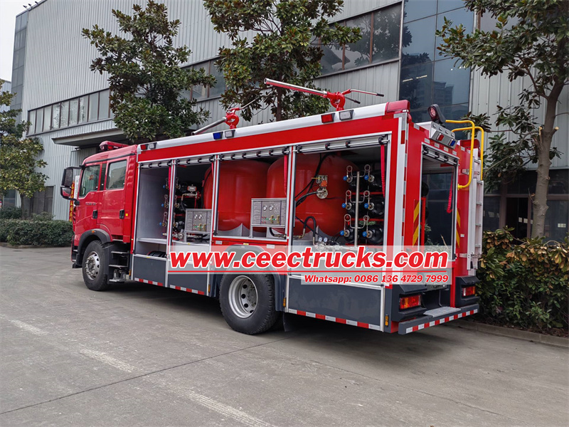 ISUZU FTR dry powder nitrogen fire truck Isuzu FTR dry Powder/nitrogen fire truck