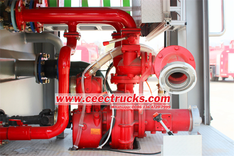 ISUZU NPR dry powder nitrogen fire truck ISUZU NPR dry powder nitrogen fire truck