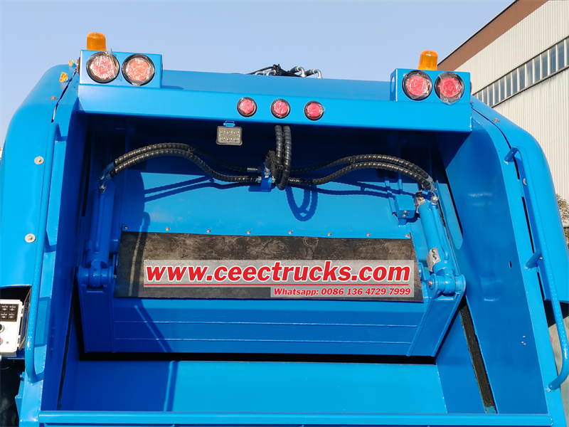 Scraper&iuml;&frac14;Slide plate