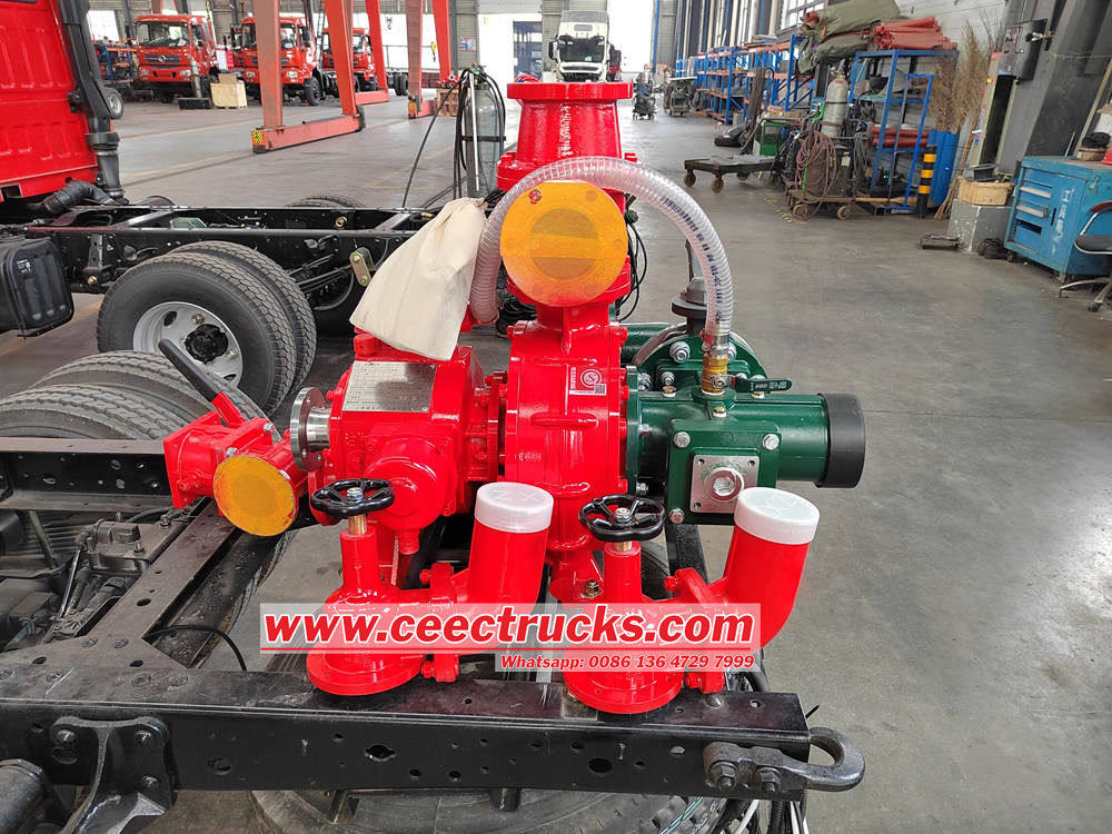 Isuzu fire tender