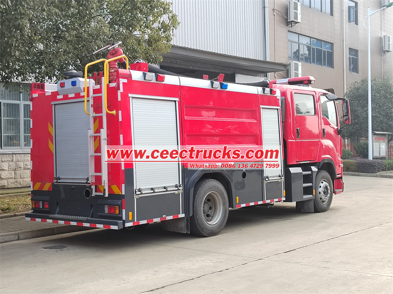 Isuzu fire fighting truck Isuzu fire fighting truck