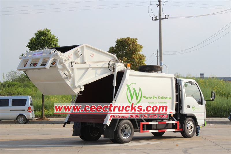 ISUZU garbage compactor truck