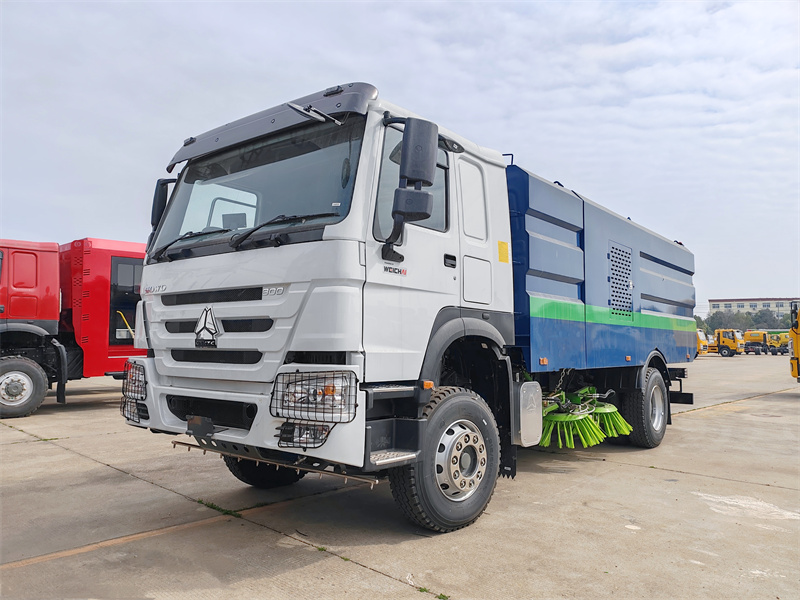 Howo road sweeper truck