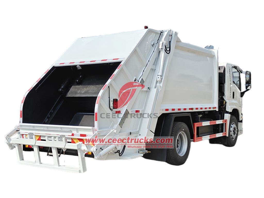 Isuzu GIGA 4X 10cbm rear loader compactor truck