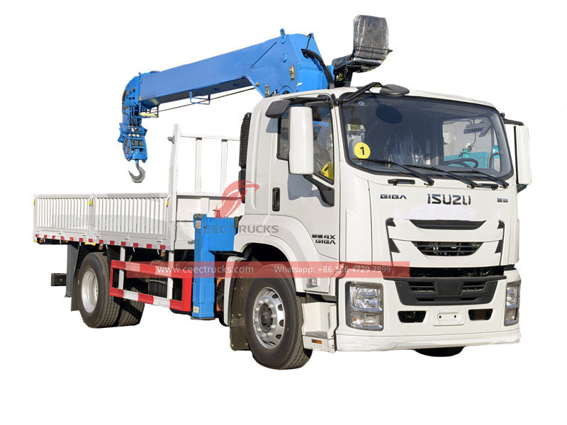Isuzu FTR cargo truck mounted 10 tons crane