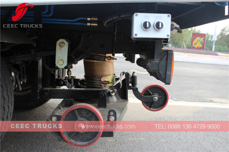 東風4000L道路清掃車