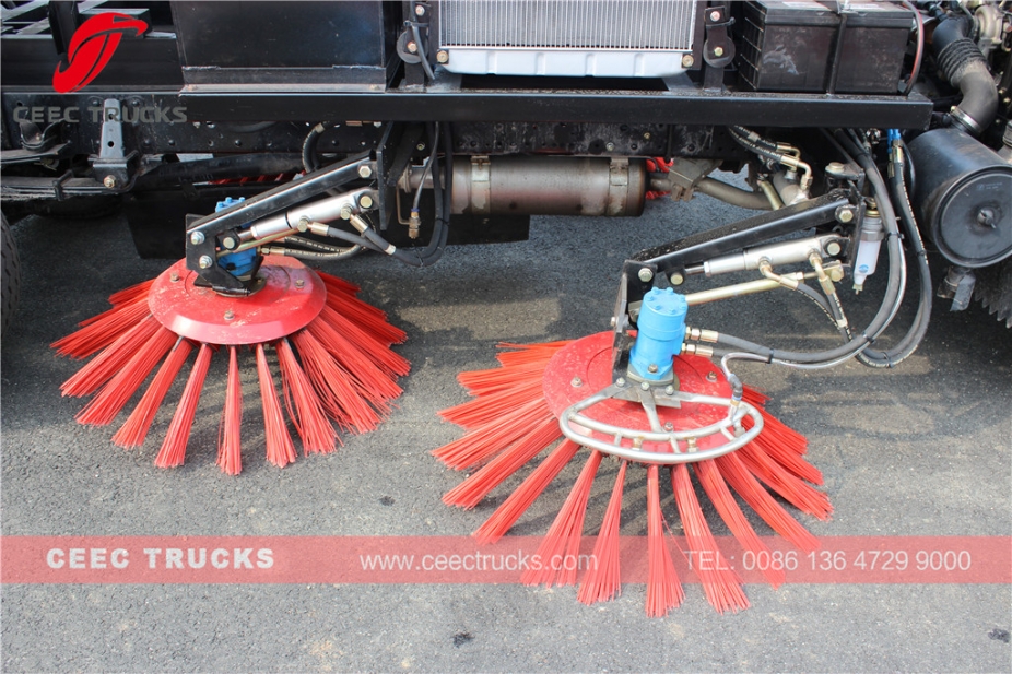 東風4000L道路清掃車