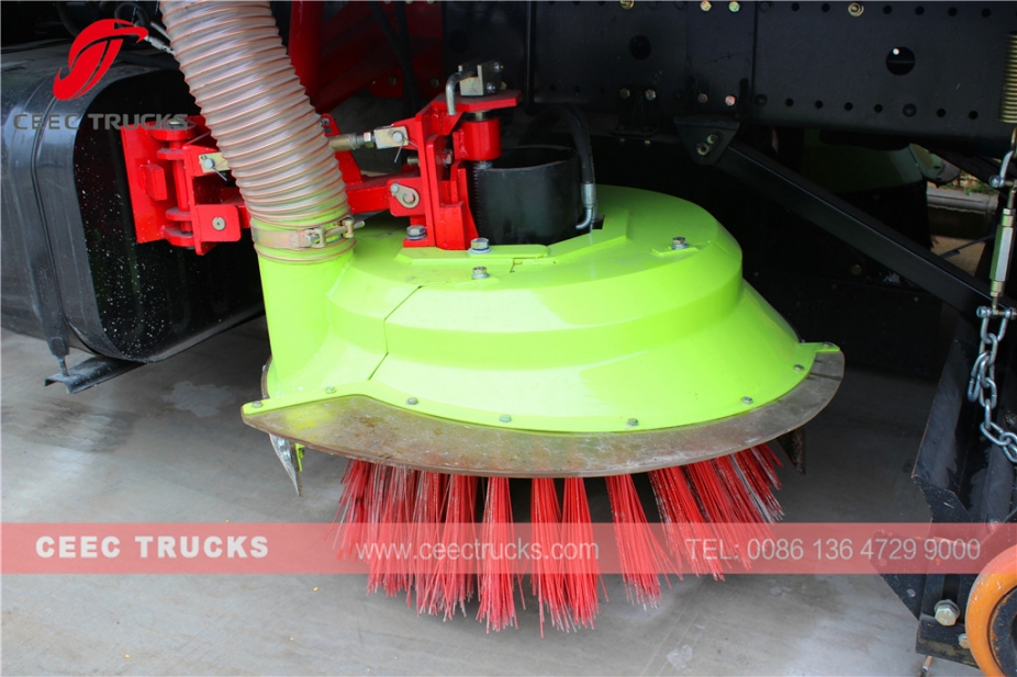 東風12,000L道路清掃車両
