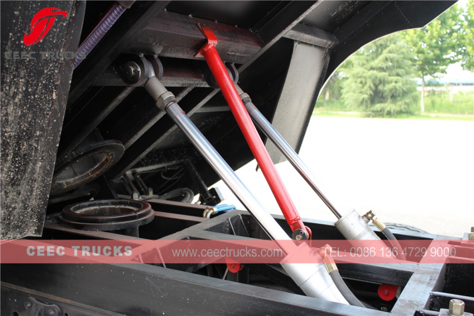 東風10,000L道路清掃車