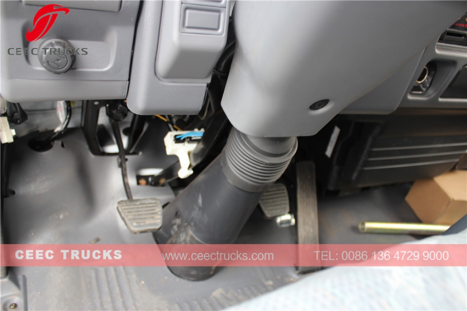 東風12CBM道路清掃車