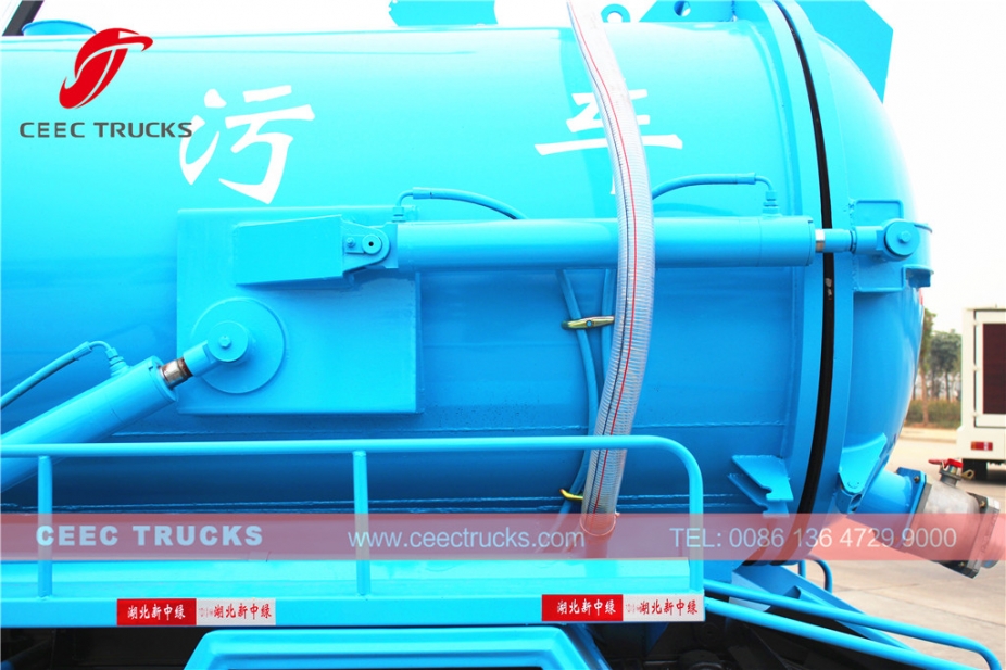 東風8,000L浄化槽吸引車