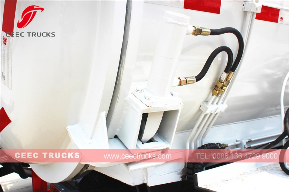 いすゞ4,000L厨房ごみタンカートラック