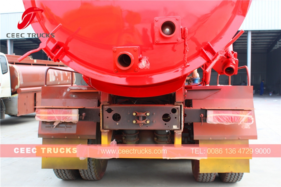 東風16CBM真空汚水吸引タンク車