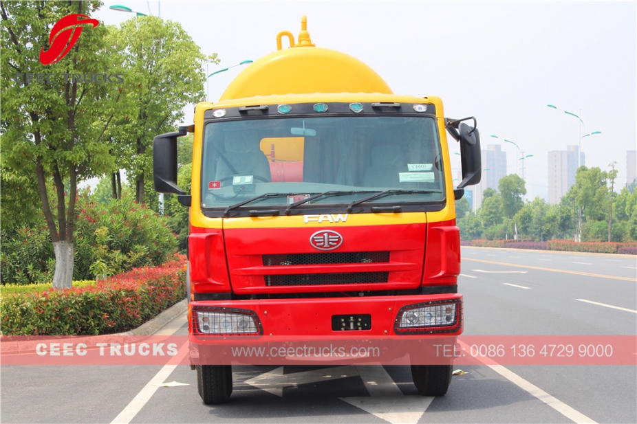 FAW 18CBM汲み取りタンク車