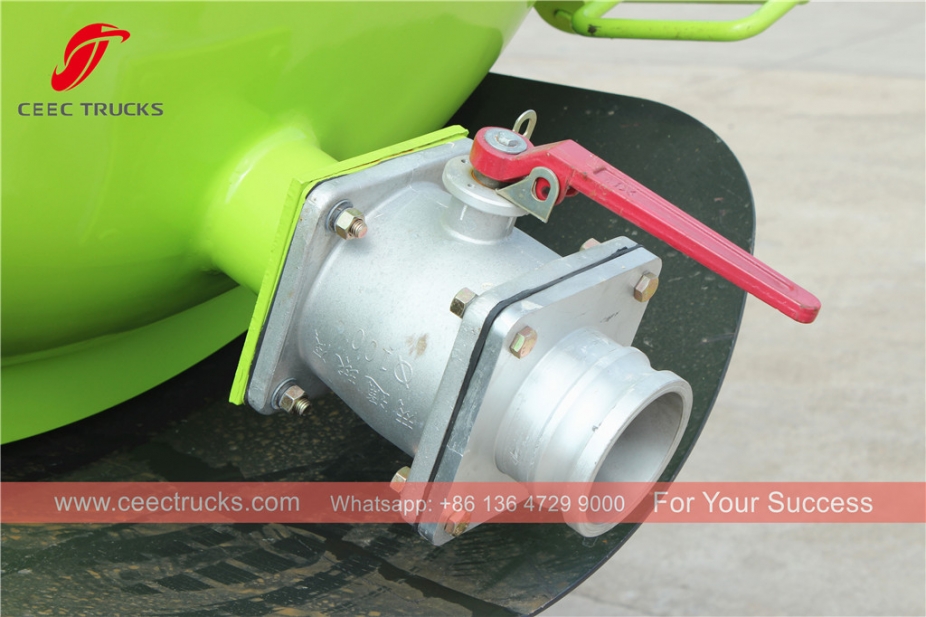 いすゞ8CBM汚水処理車