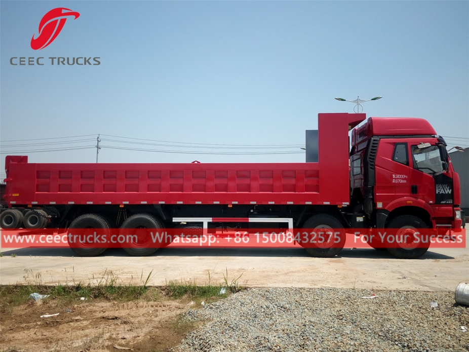 8x4ダンプトラックFAW