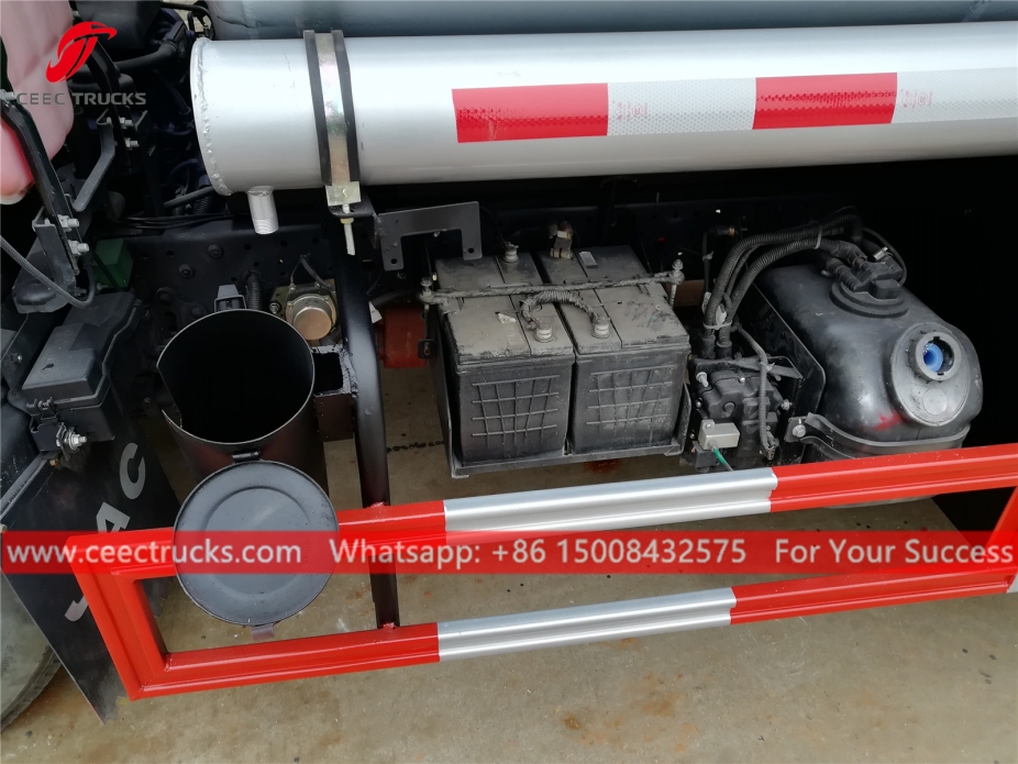 4.2CBM JAC燃料タンカー