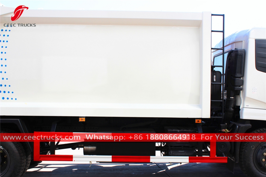 12CBM圧縮式ごみ収集車 東風