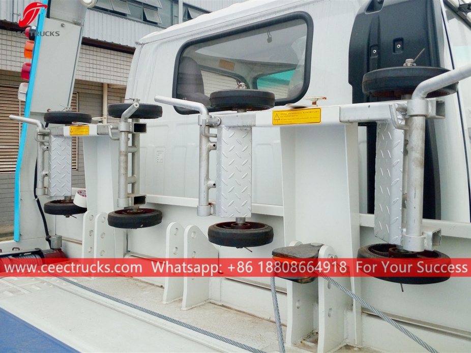 いすゞ3トン道路レッカー車