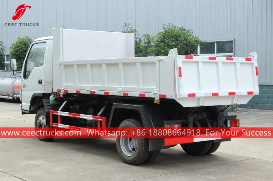 いすゞオフロードダンプトラック