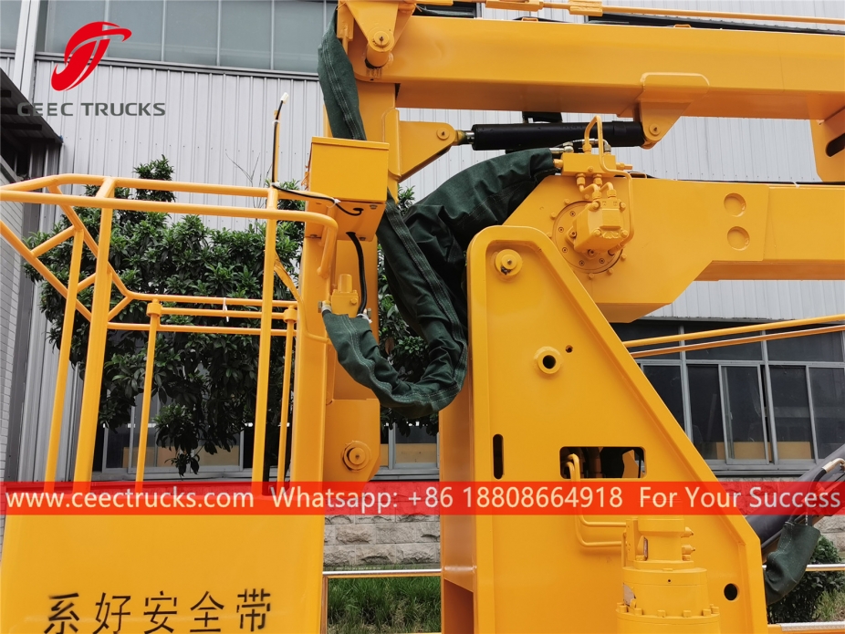 いすゞ14m高所作業車