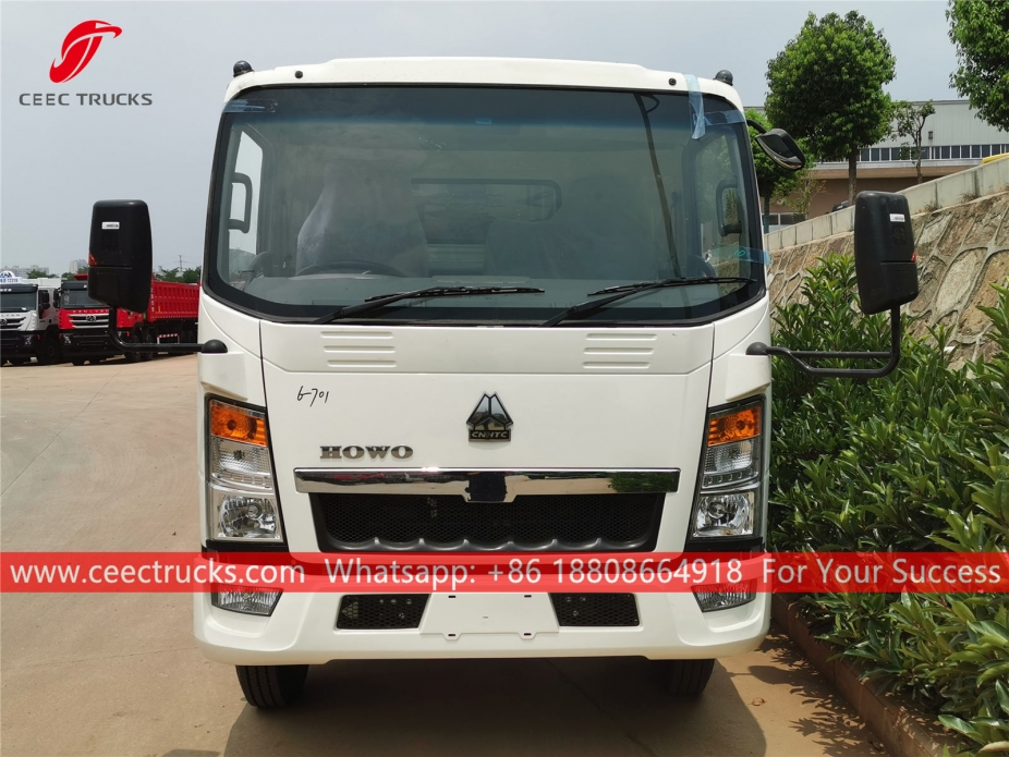 右ハンドル式ごみ圧縮車 豪沃