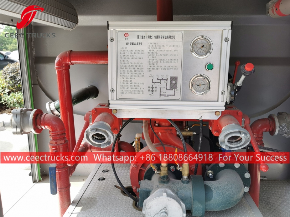 4CBM散水車 東風