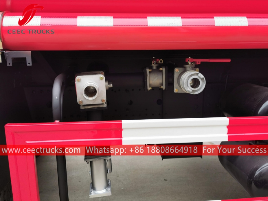 東風16CBM水槽車