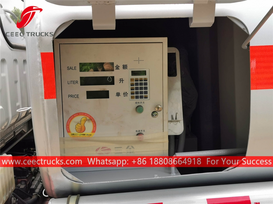 フォトン8CBM燃料タンクローリー