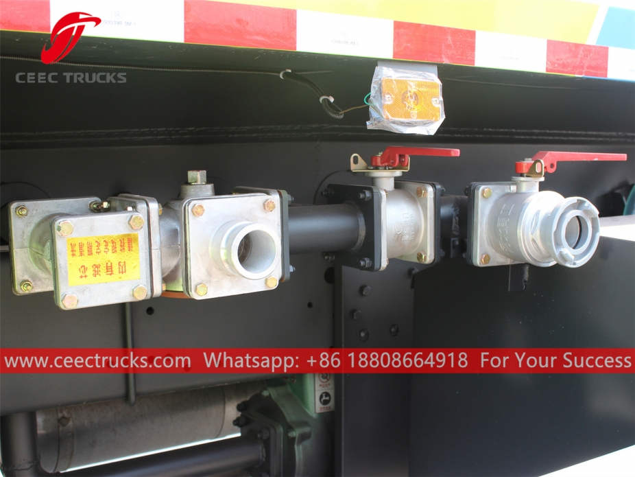 北奔4x4右ハンドルウォータータンク車