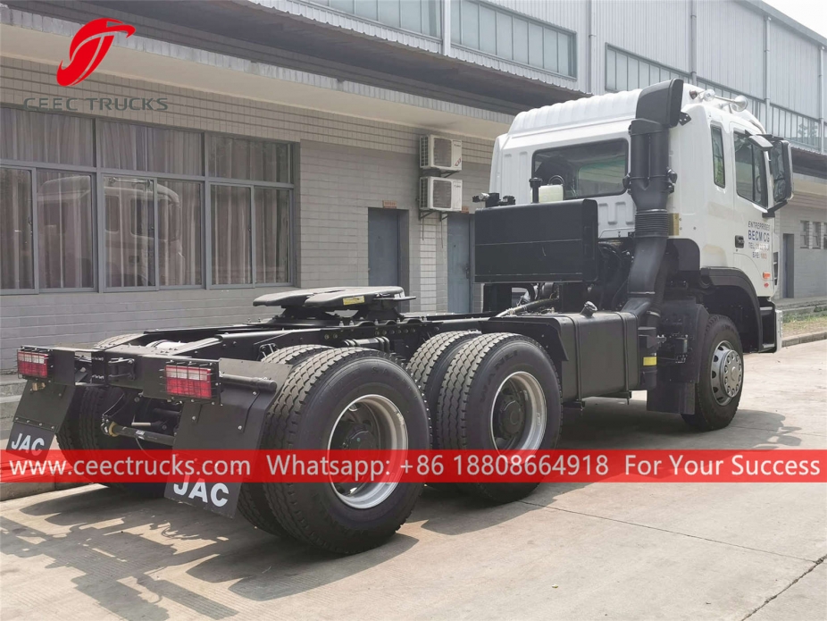 JACトラクターヘッド