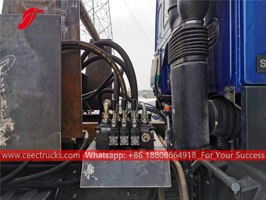 HOWO右ハンドルスイングアーム式ごみ収集車