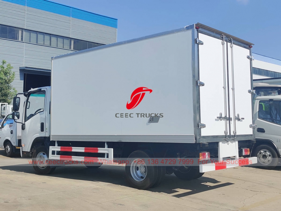 ISUZU ELF refrigerated lorry
