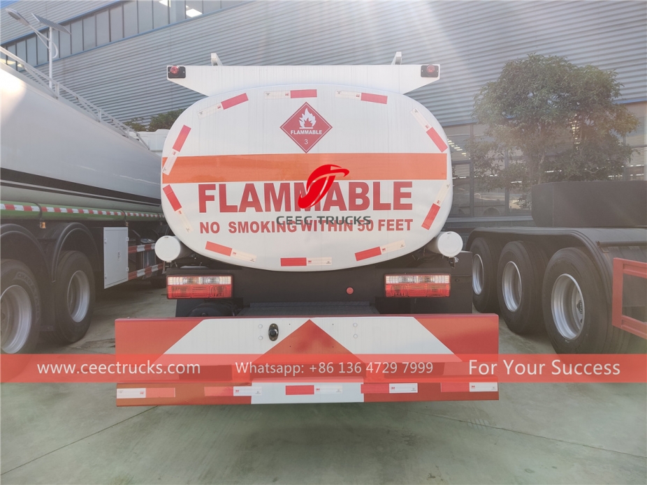 8000L燃料ボウザーDONGFENG