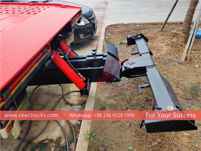 ISUZU NQRレッカー車