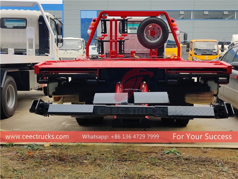 ISUZU NQRレッカー車