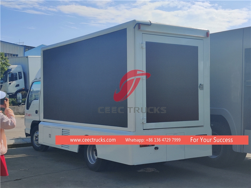 ISUZU 100P 4*2駆動移動ステージトラック