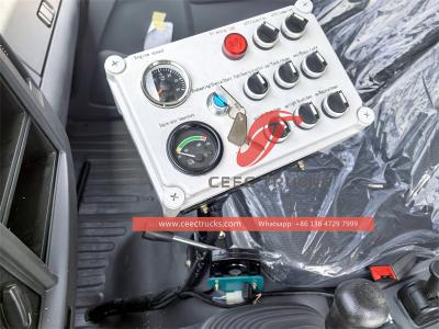 ISUZU 205HP middle-duty road sweeper