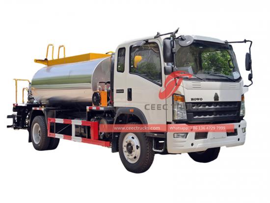 Howo light-duty 3000L asphalt spreading truck