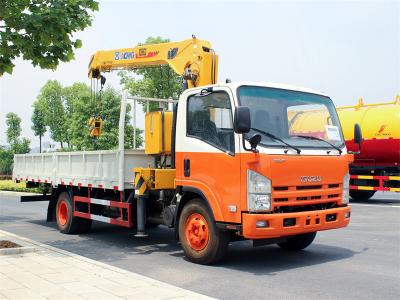 Isuzu ELF 190hp truck with 5 tons telescopic crane