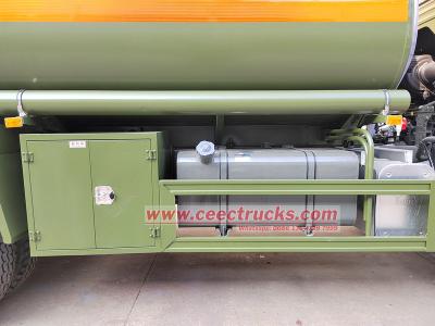 HOWO 6x6 diesel fuel bowser