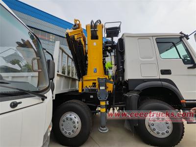 HOWO 8x4 heavy-duty knuckle crane truck