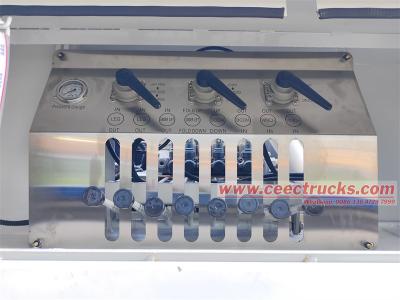 Sinotruk HOWO 8X4 Recovery Truck